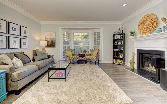 Building Photo - 27 Mt Vernon Cir