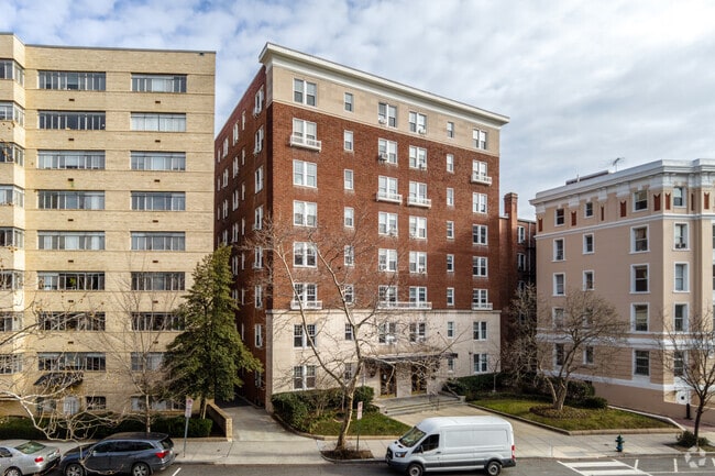 Photo - Schuyler Arms