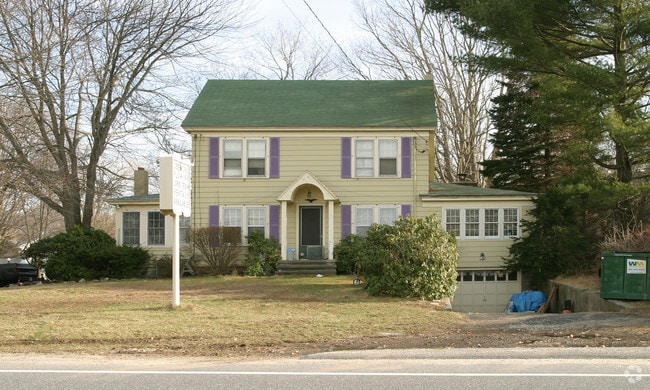 Photo - 1935 Boston Post Rd