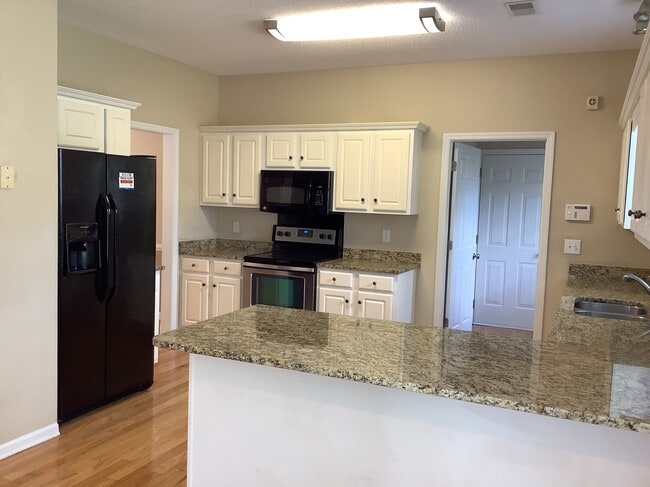 Photo - 116 Fairhaven Dr