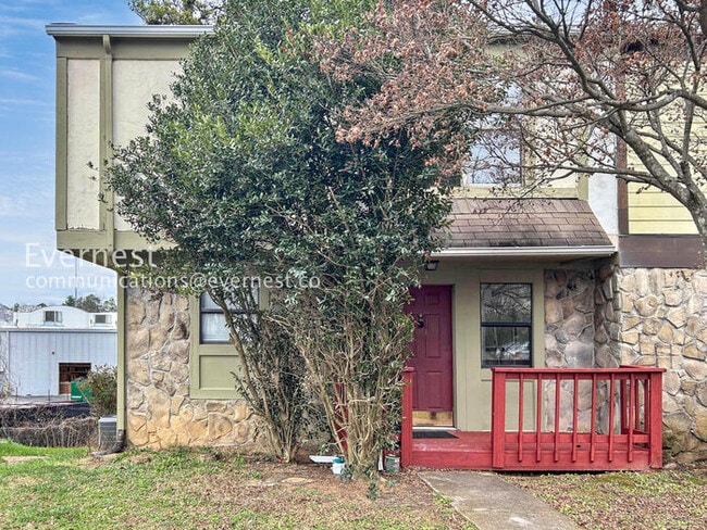 Photo - 1174 Ridgecrest Ln SE