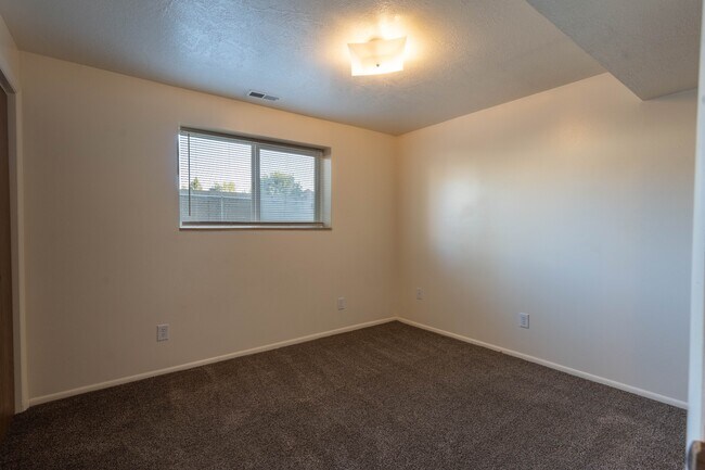 Photo - 870 W 530 S Unit 2
