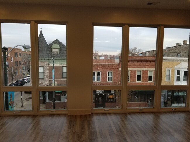 Photo - 2886 N Milwaukee Ave Unidad 3