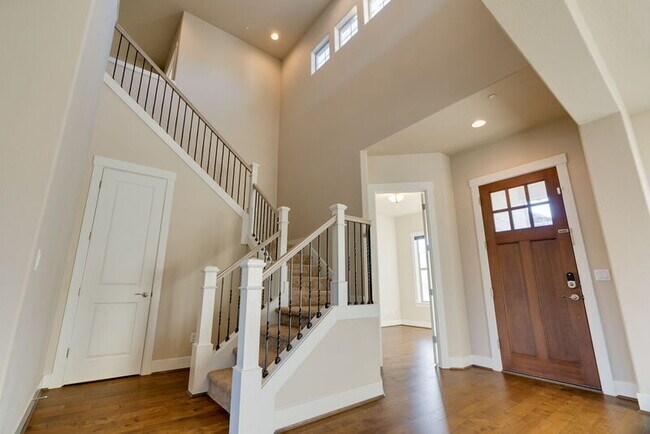 Photo - 11741 SW Barcelona St