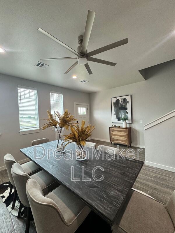 Photo - 2807 Clifton Ter