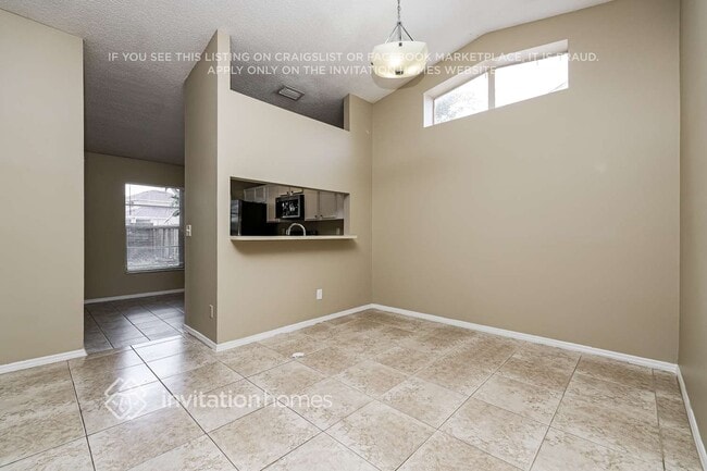 Photo - 13336 Laraway Dr