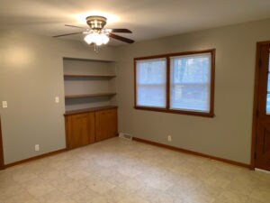 4 bedroom country home!