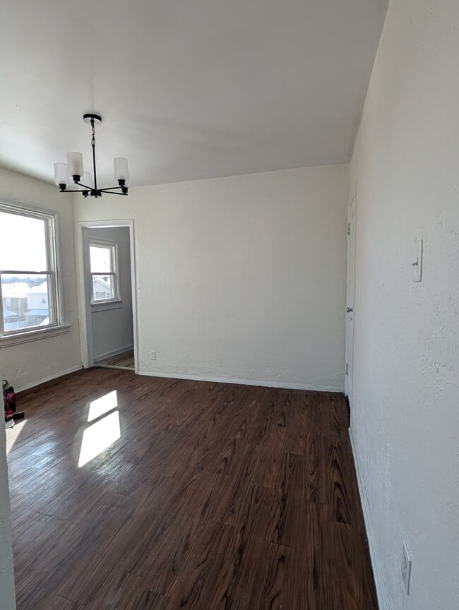 Photo - 500 Fordham Ave Unit 2