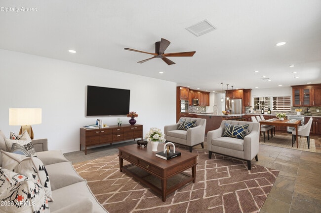 Photo - 8307 E Clarendon Ave