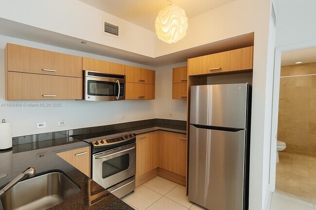 Photo - 350 S Miami Ave Unidad 1206