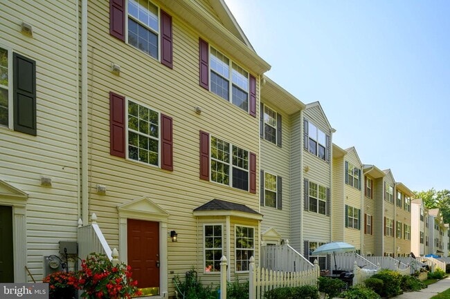 Building Photo - 50 Amberstone Ct Rental