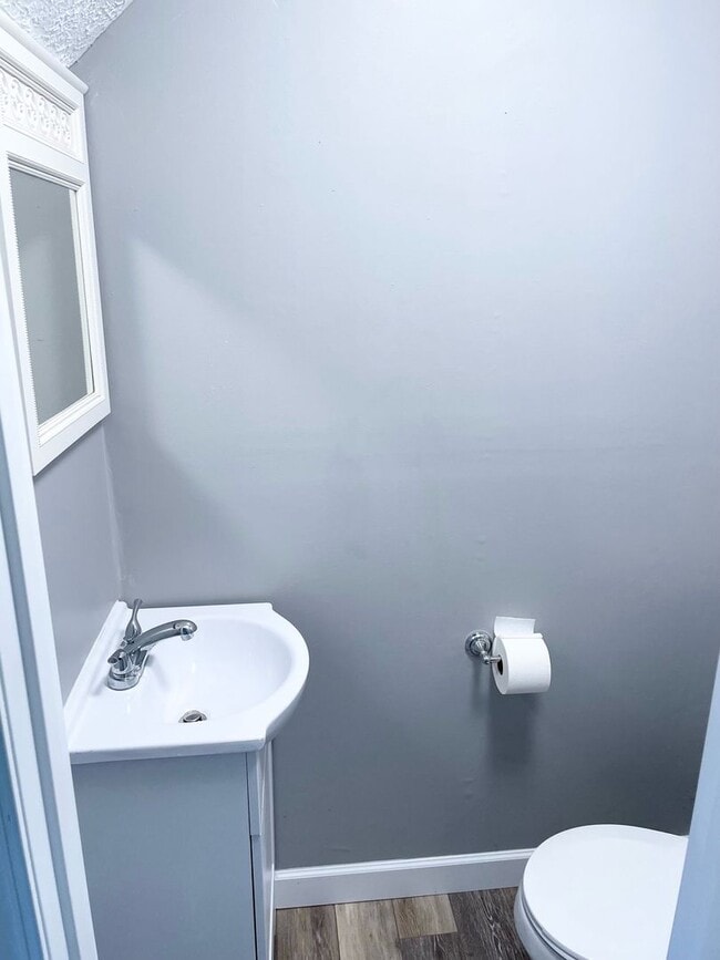 Photo - 2 Bdrm /1.5 Bath Townhome Church Hill, TN