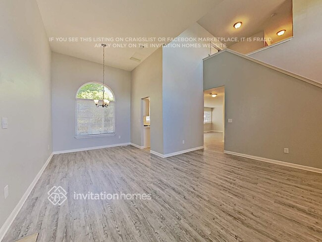 Photo - 11308 15th Pl SE