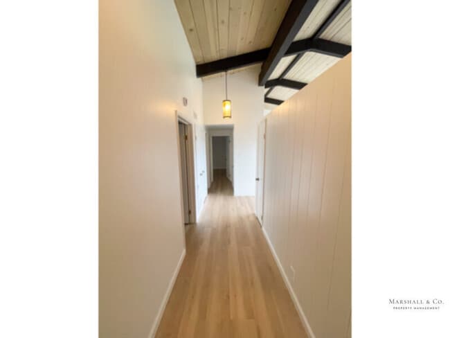 Building Photo - NEW LISTING! REMODELED, BAY VIEWS, DOWNTOW... Rental