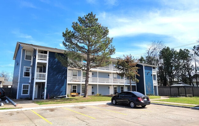 Building 1812