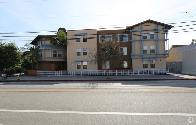 El Centro Loretto Apartments - El Centro Loretto Apartments
