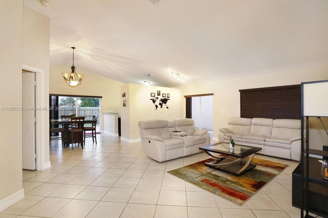 Photo - 14285 SW 176th Terr