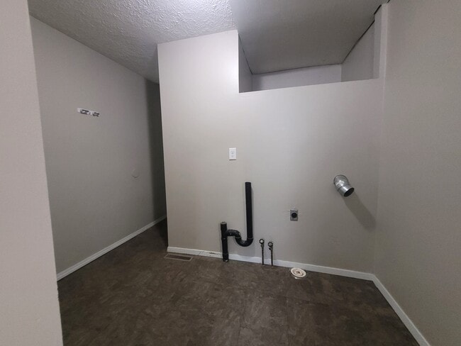 Photo - 612 N Washington St