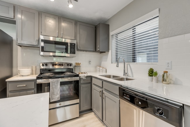 Photo - The Landon Apartments