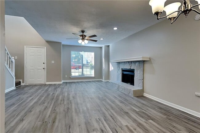 Photo - 554 Sherwood Oaks Rd