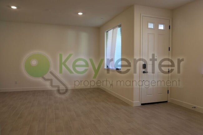 Photo - 5368 Fandango Loop