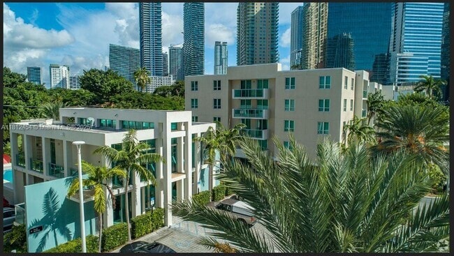 Building Photo - 1550 Brickell Ave Unit A102 Rental