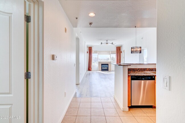 Photo - 16 W Encanto Blvd Apartment Unit 314