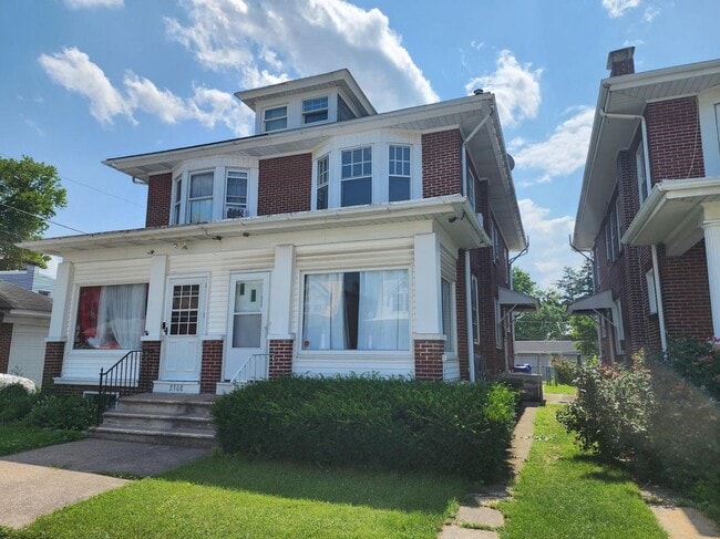 Building Photo - 2310 Hoffer Ave Rental