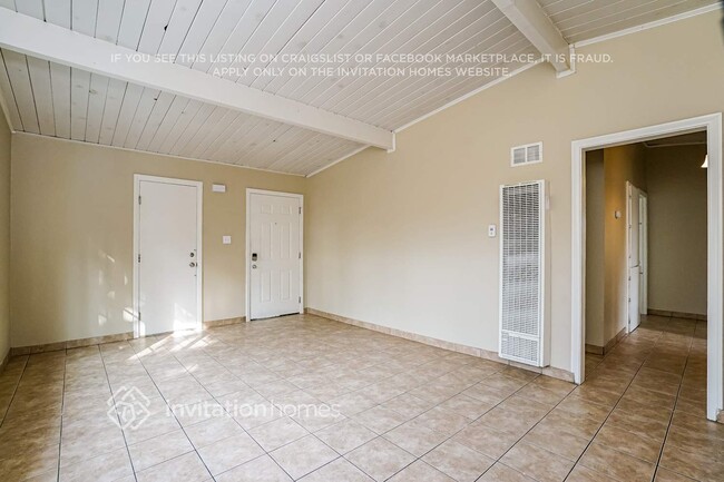 Photo - 5727 Cedarglen Dr