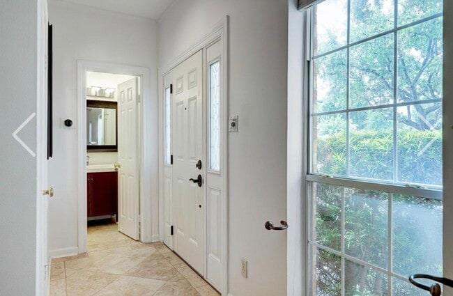 Photo - 600 Wilcrest Dr