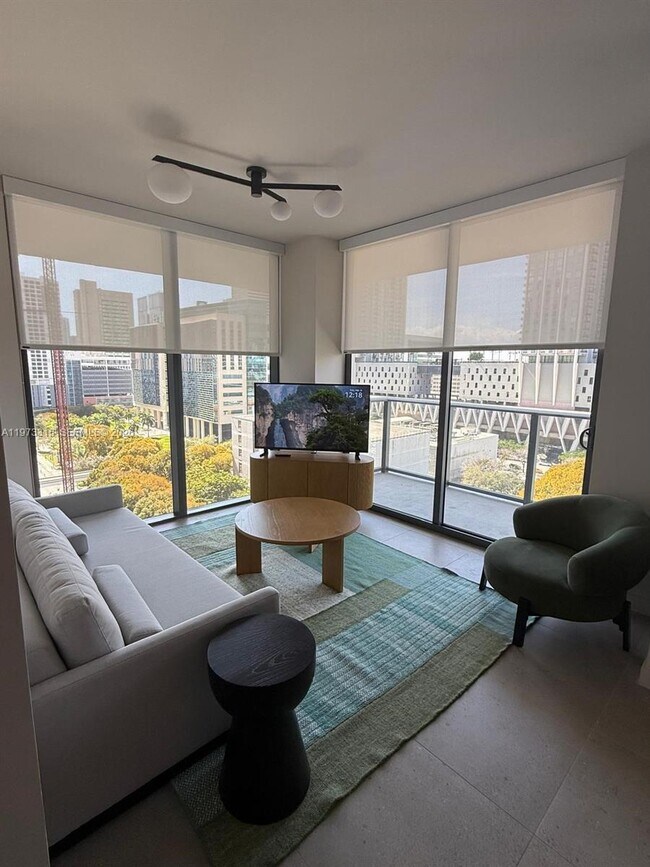 Photo - 11 NE 6th St Unidad 1201