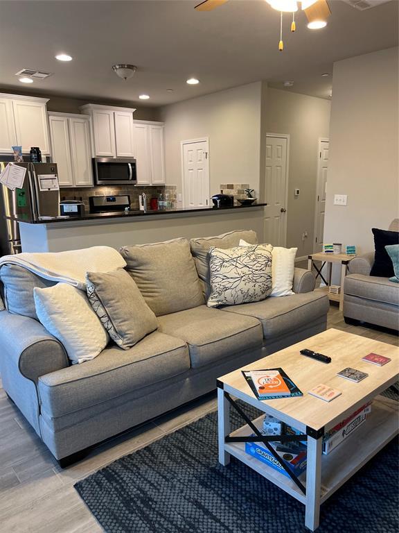 Photo - 1509 Airedale Rd Unit 1302