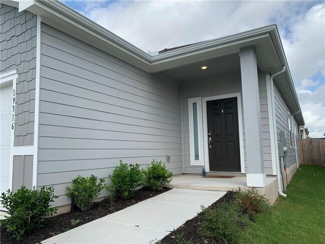 Photo - 19316 Cloudy Bay Dr