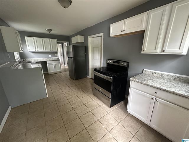 Building Photo - 118 3rd Ave SW Rental
