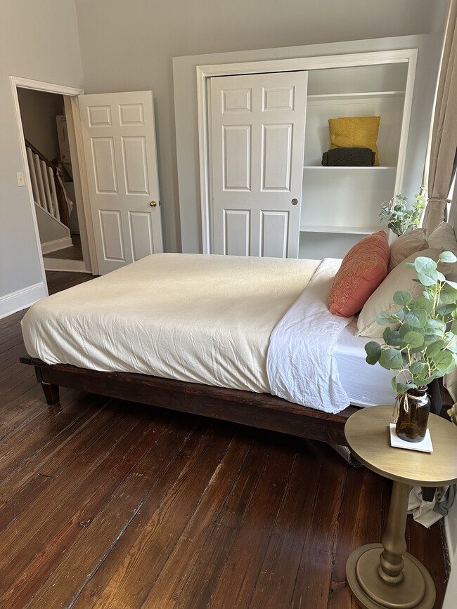 Photo - 239 W Lafayette Ave