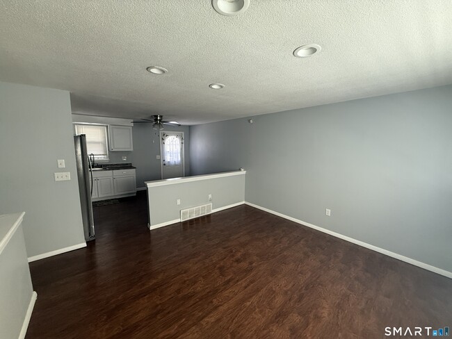 Photo - 106 Meetinghouse Ridge