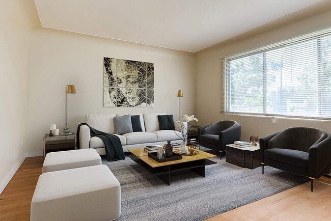 Building Photo - Eastwood Apartments