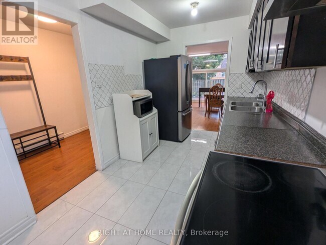 Photo - 20 Hainford St
