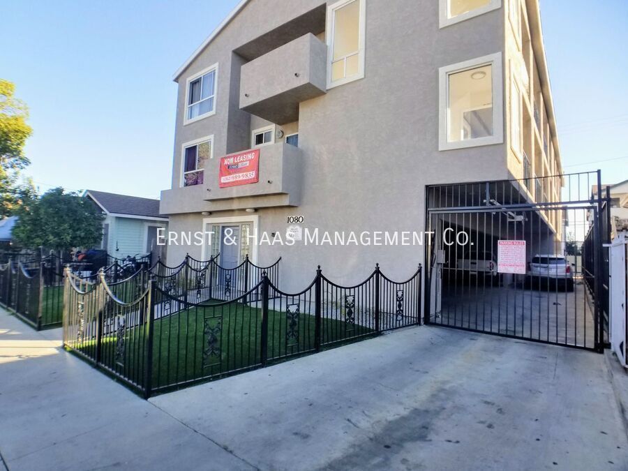 Photo - 1080 St Louis Ave Unidad #203