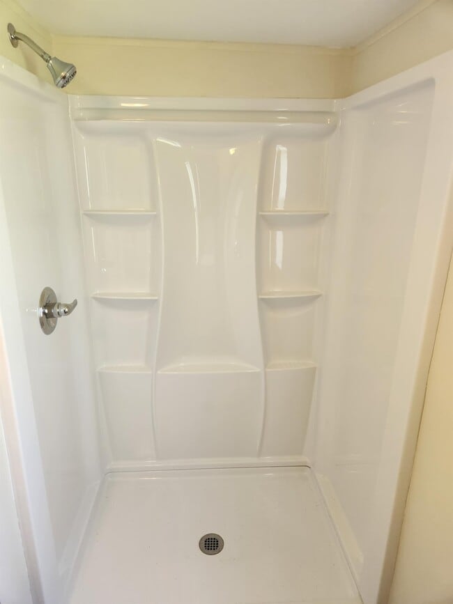 Photo - 309 Becky Ln