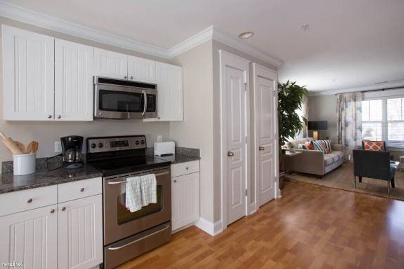 Photo - 3 br, 3 bath House - 1615 Elmwood Court #202