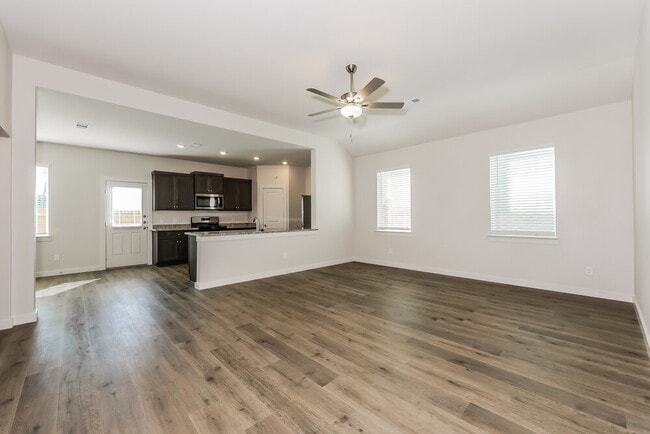 Photo - 313 Patton Ln