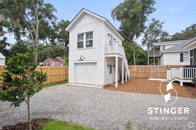 Building Photo - 1105 14th St Rental