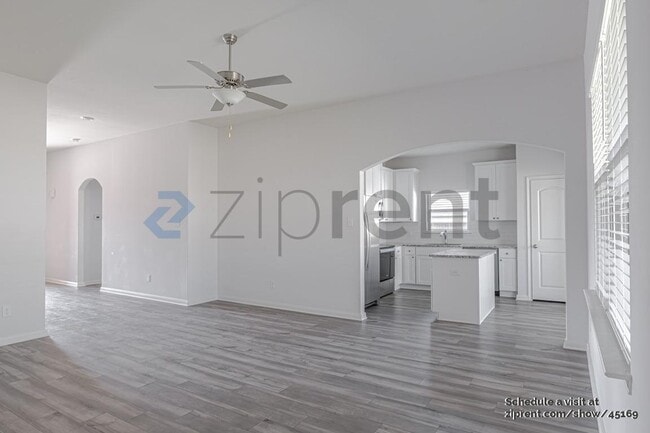 Photo - 337 Bearman Dr