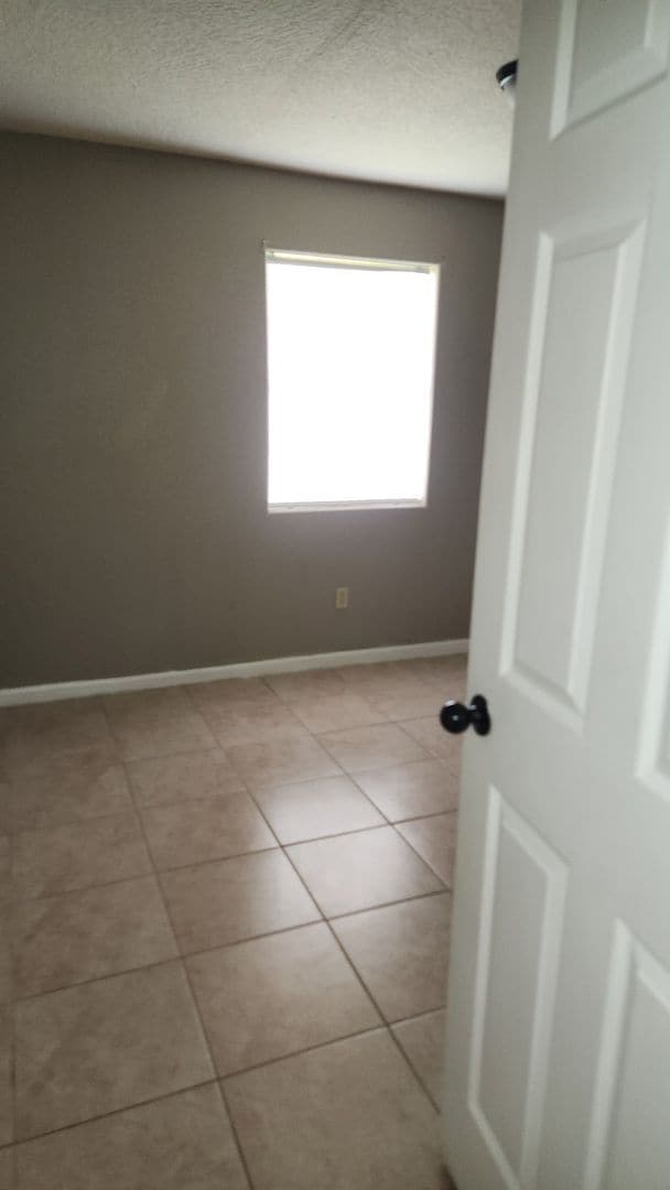 Photo - 106 Lois St Unit #28