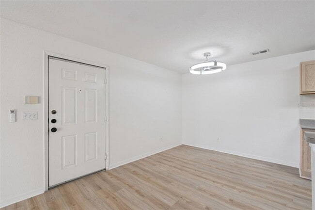 Photo - 8813 Latrec Ave Unit 206