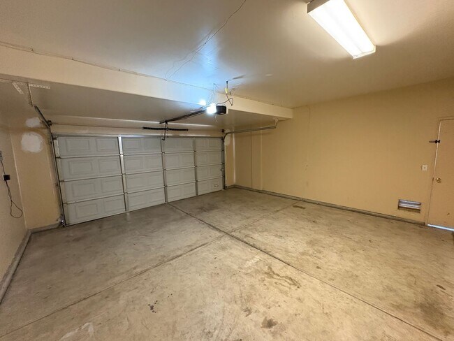 Photo - Two story home in SW Visalia available now!