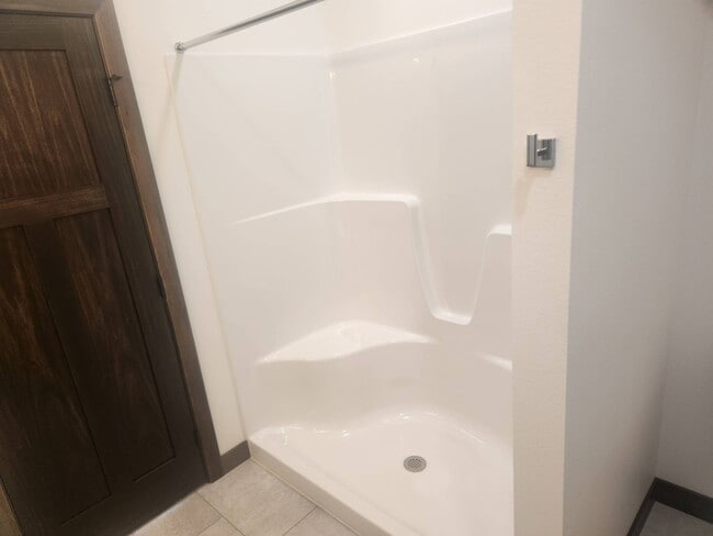 Photo - 5202 Davies Dr
