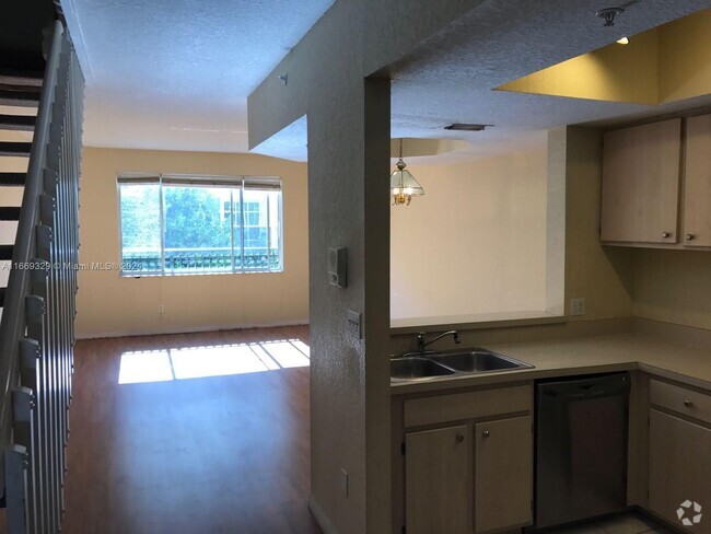 Building Photo - 781 SW 148th Ave Unit 1513 Rental