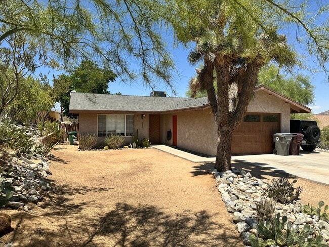 Photo - 6830 Conejo Ave